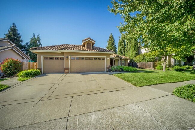 Building Photo - 773 Emerald Bay Dr