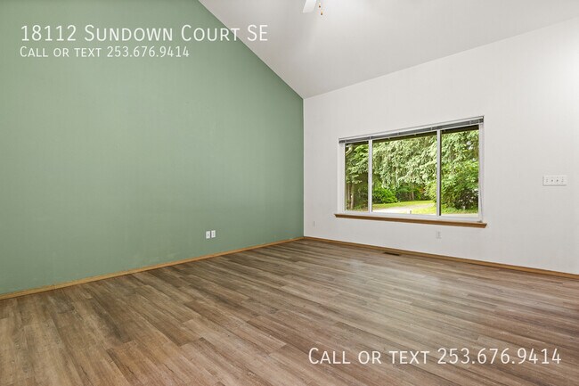 Foto del edificio - 18112 Sundown Ct SE
