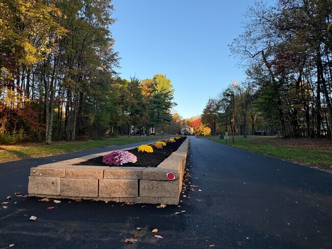 Foto del edificio - Brookside Commons