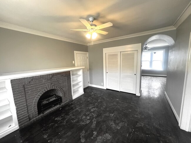 Building Photo - 355 W 120th St