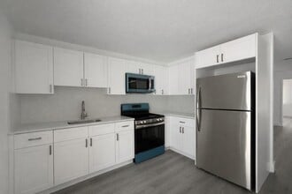 Building Photo - 2807 Reo Ln