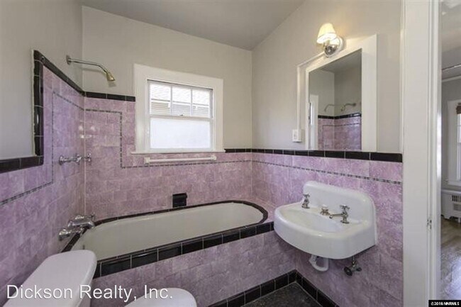 Building Photo - 3 br, 2 bath  - 354 W Liberty Street