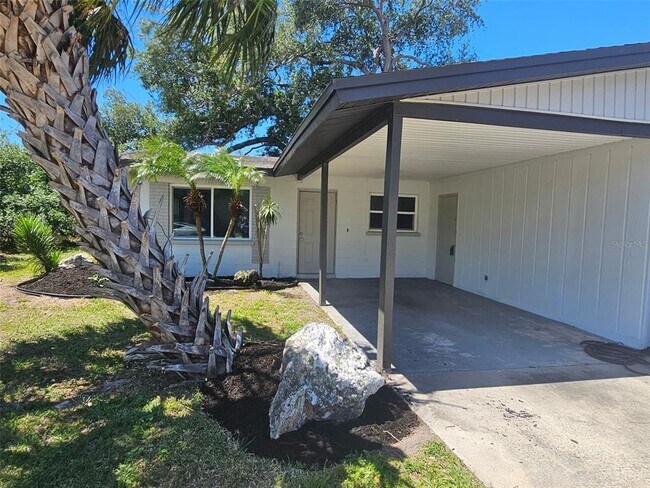 Foto del edificio - 4118 59th St W