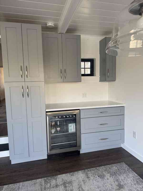 Building Photo - 506 S Martin St