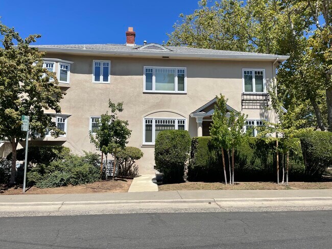 Building Photo - 3547 I St
