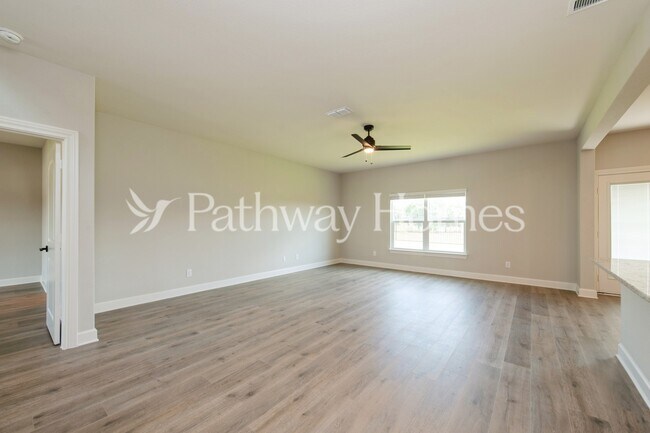 Foto del edificio - 623 Brookside Dr