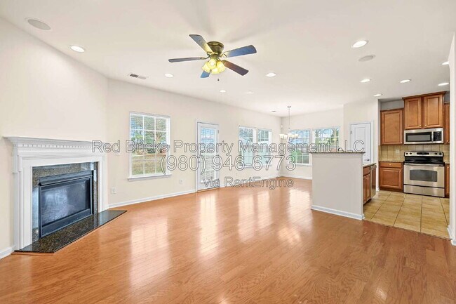 Building Photo - 12022 Elizabeth Madison Court