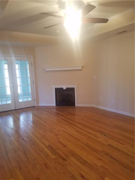 Building Photo - 605 Coventry Dr