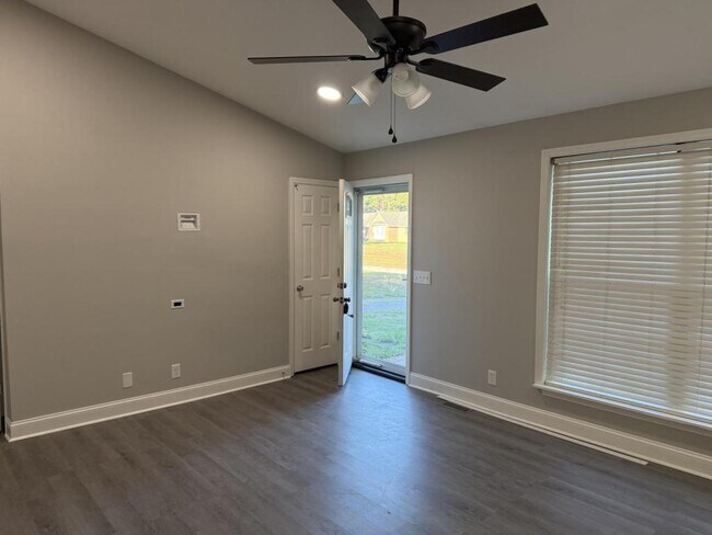 Foto del edificio - 1029 Chickasaw Trail