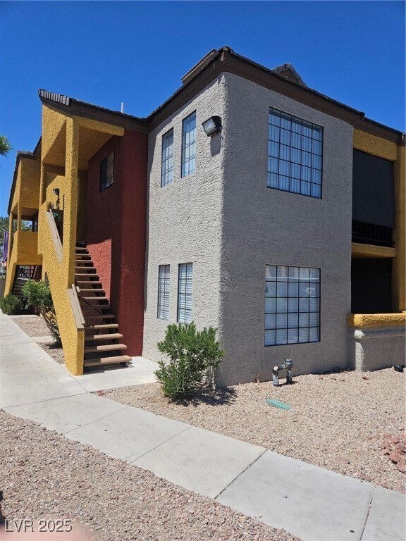 Primary Photo - 2700 N Rainbow Blvd
