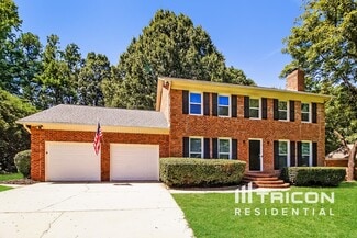 Building Photo - 5909 Edinborough Dr