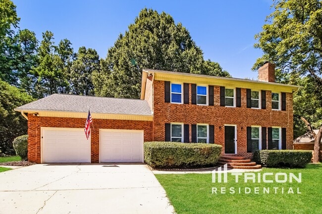 Building Photo - 5909 Edinborough Dr