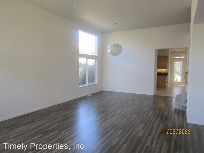 Foto del edificio - 4 br, 3 bath House - 8130 Luisa Way