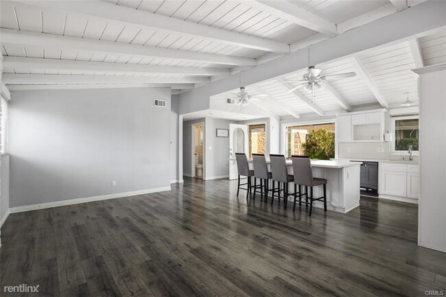 Building Photo - 4 br, 4 bath House - 14466 San Esteban Dr