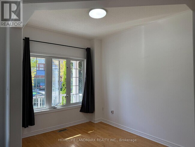 Photo du bâtiment - 37 Osmond Appleton Rd