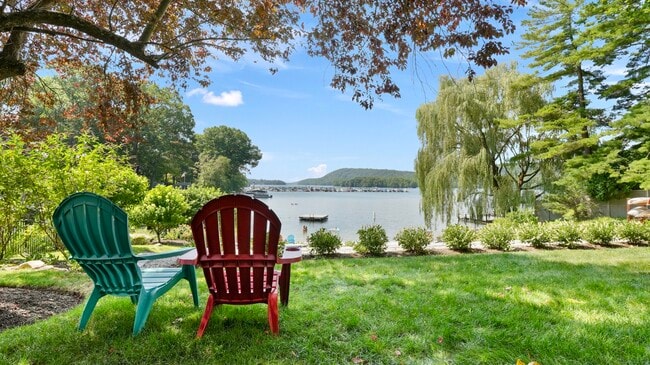 Building Photo - 23 Valley View Ln