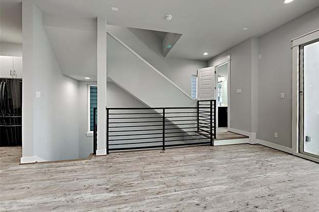 Building Photo - 3304 Cline St