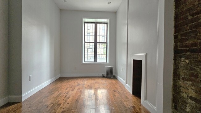Building Photo - 523 W 156th St