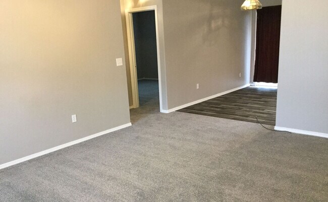 Foto del edificio - Welcome to this charming 3 bedroom, 2 bathroom home in Boise, ID.