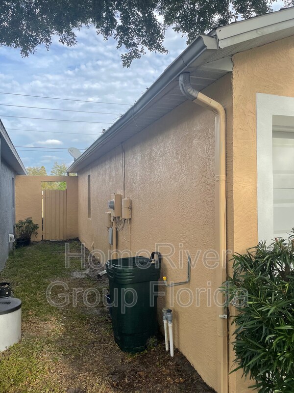 Building Photo - 3675 Amelia Way