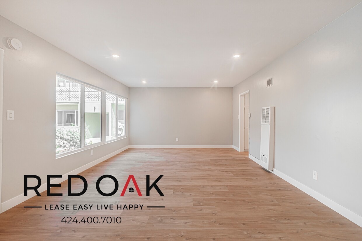 Foto principal - 4646 Coliseum St