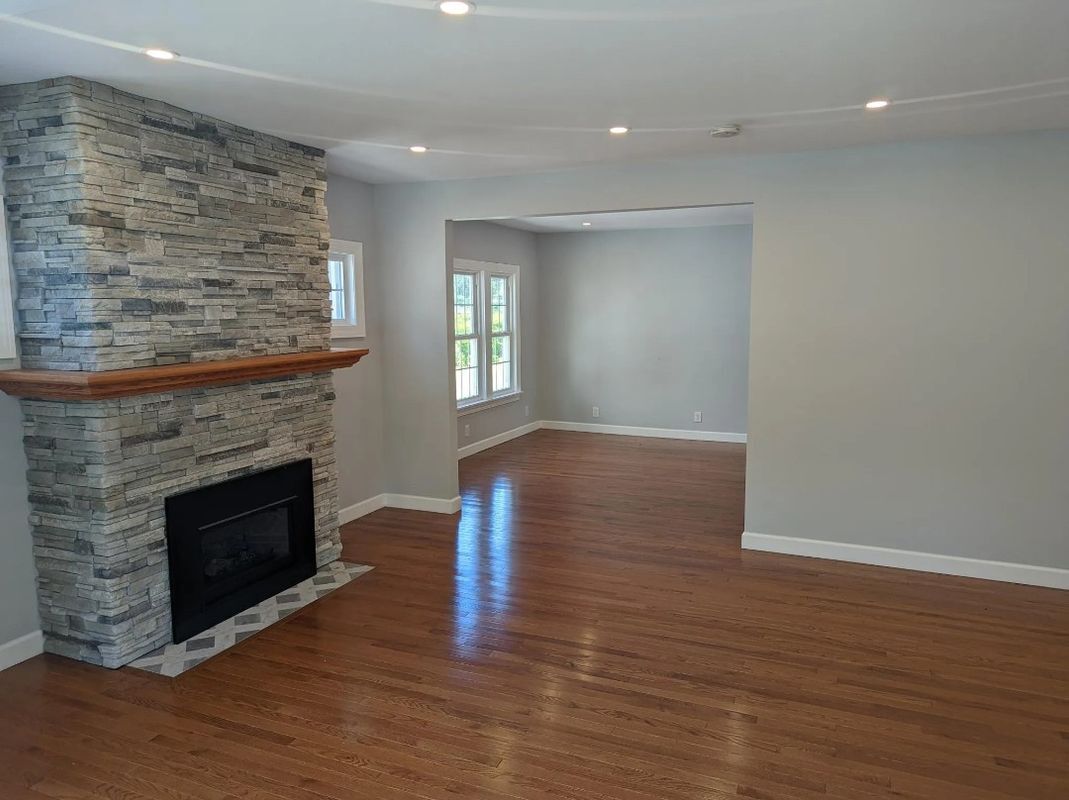 Building Photo - 96 Delham Ave