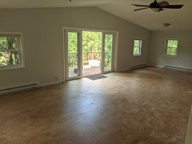 Building Photo - 6115 E Avon Lima Rd