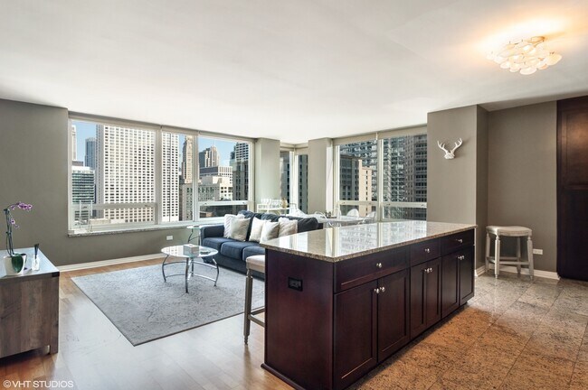 Foto del edificio - 33 W Ontario St