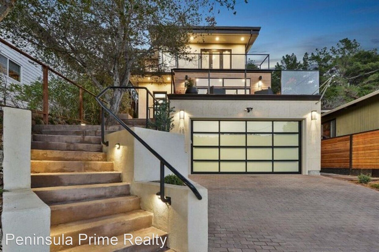 Foto principal - 4 br, 3 bath House - 46 Roslyn Avenue