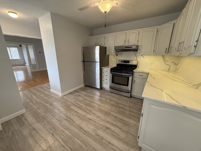 Photo - 376 Riverside Ave Apartment