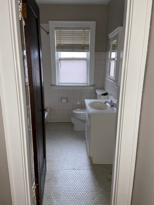Foto principal - 4964 Parker Ave
