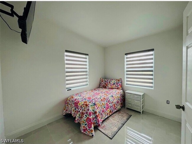 Foto del edificio - 2748 Starlite Ln
