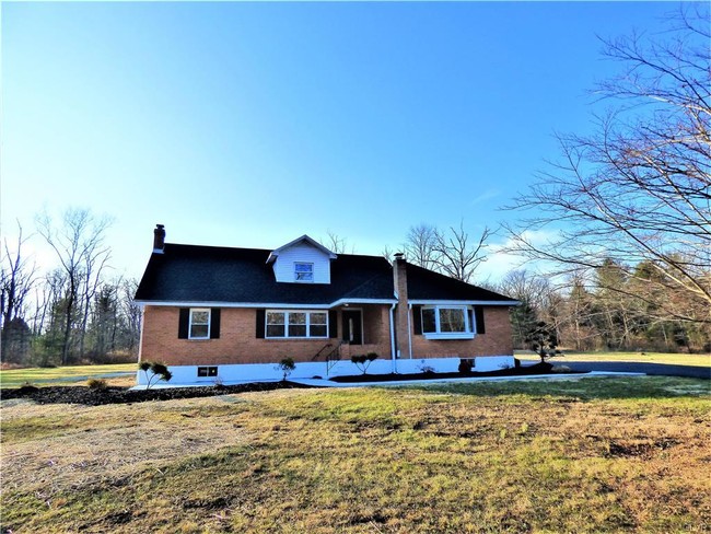 Foto del edificio - 8104 Skeet Club Rd