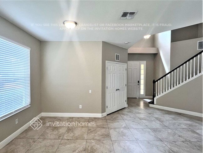 Building Photo - 481 Dagama Dr