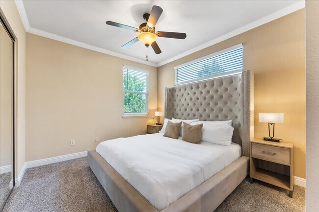Foto del edificio - 11380 S Virginia St