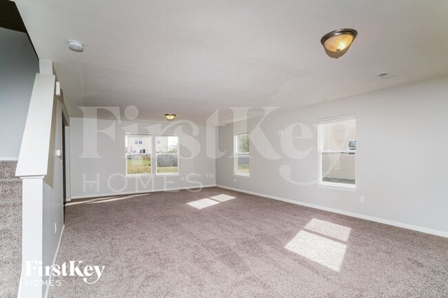Foto del edificio - 3243 Grove Berry Ln