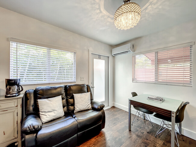 Foto del edificio - 2660 SW 36th Ave