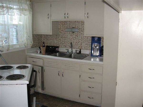 Foto del edificio - 229 E Siebenthaler Ave