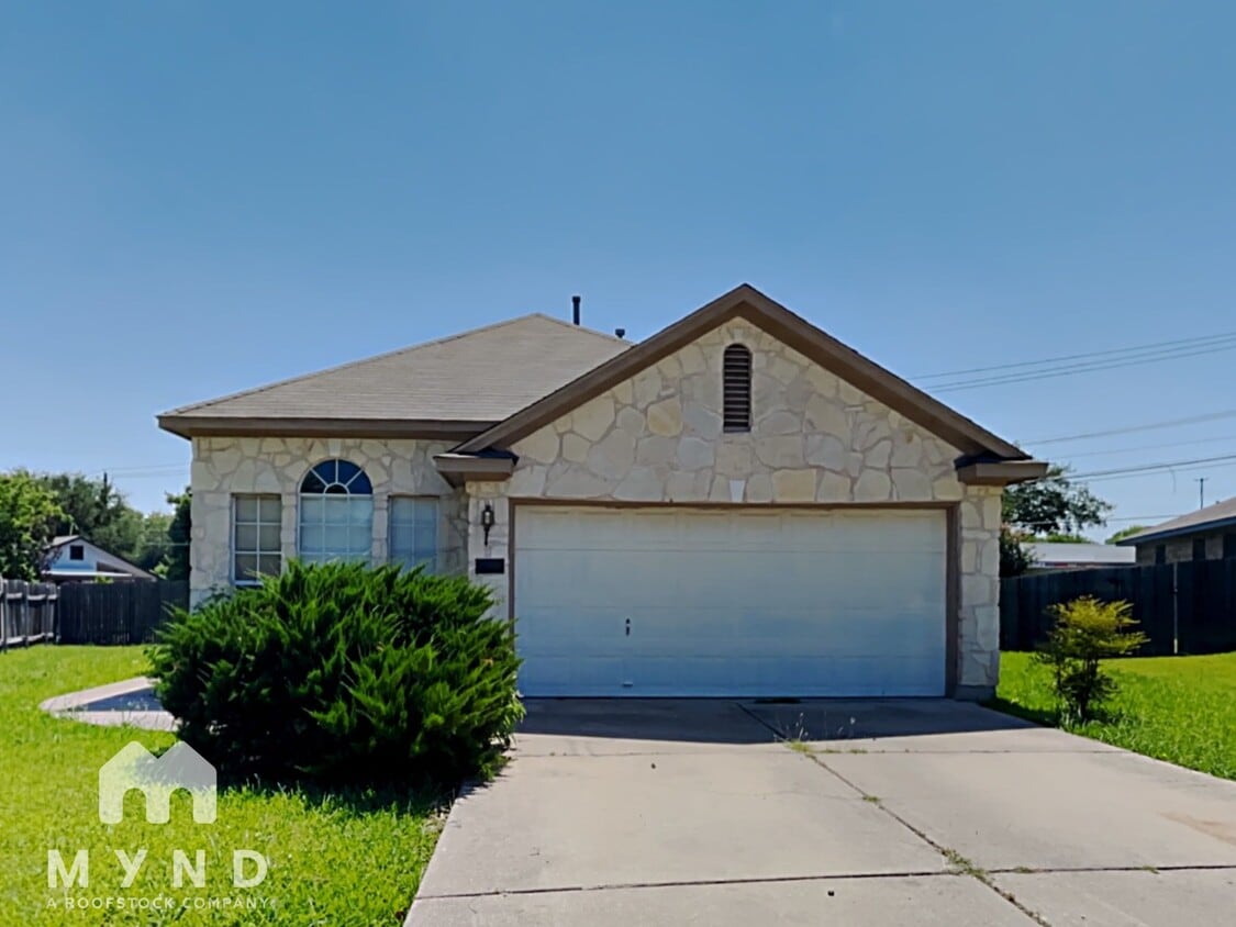 Primary Photo - 2800 Single Trace Ct