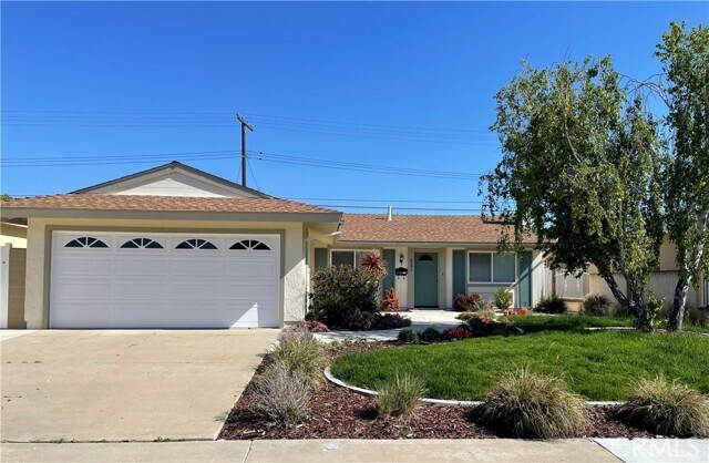 Foto principal - 6331 Balmoral Dr
