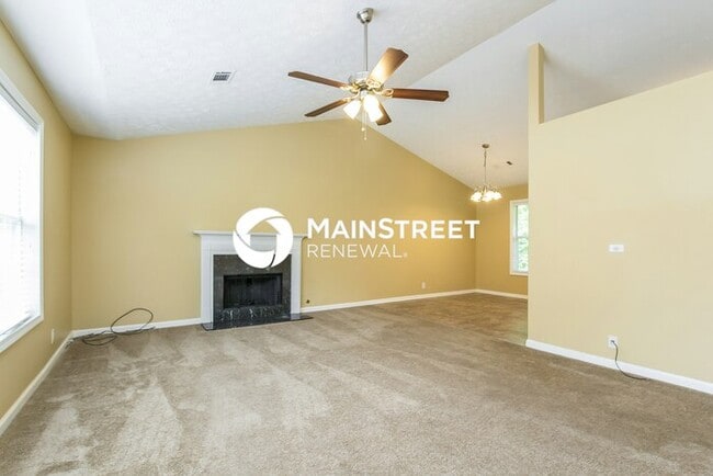 Building Photo - 3 Bedroom Pet-Friendly Home in Sugar Hill, GA with Main Street Renewal
