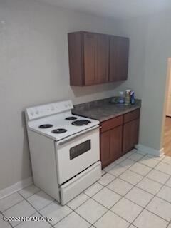 Foto del edificio - 1556 Logan St