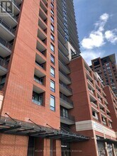 Building Photo - 830-830 Lawrence Ave W