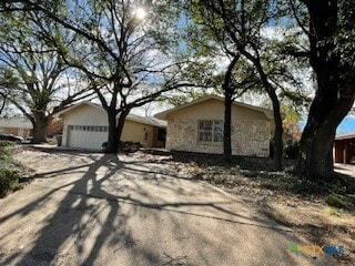 Building Photo - 906 Illinois Ave