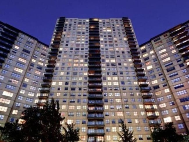 Foto del edificio - 2600 Netherland Ave