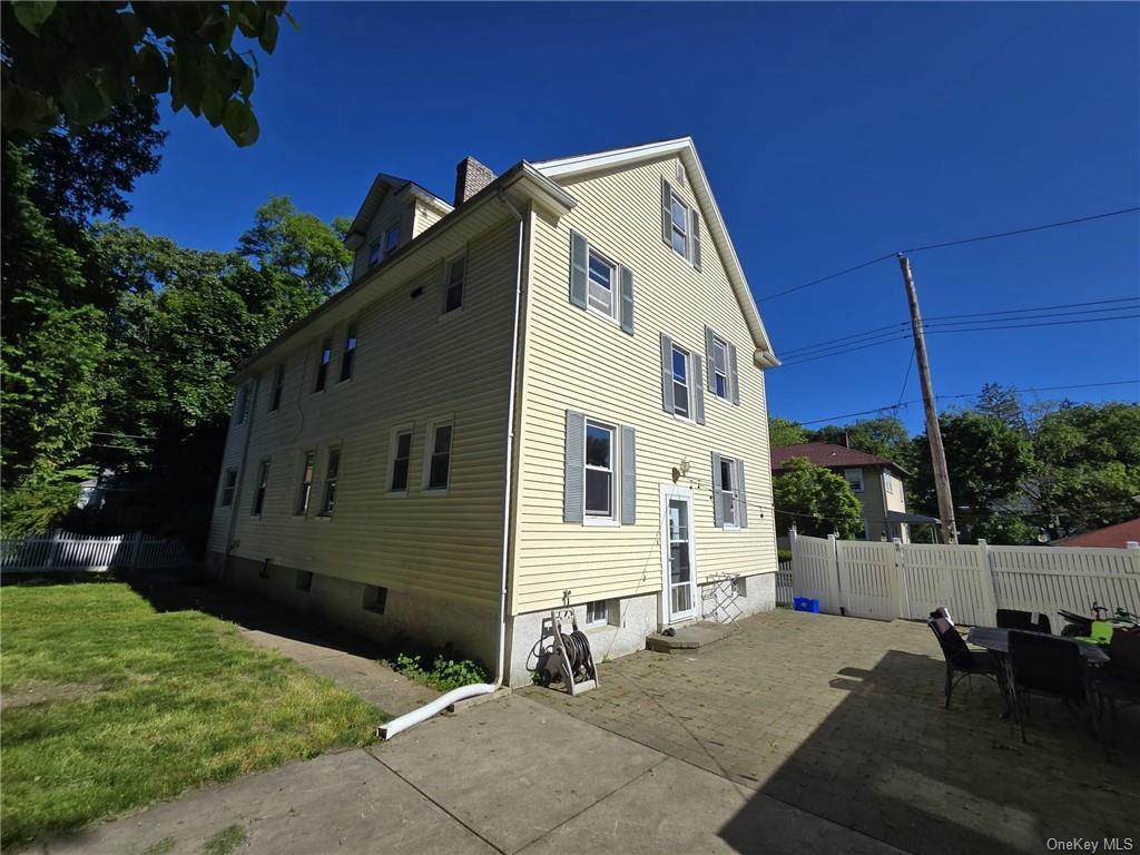 17 Nepperhan Ave, HastingsonHudson, NY 10706 Room for Rent in