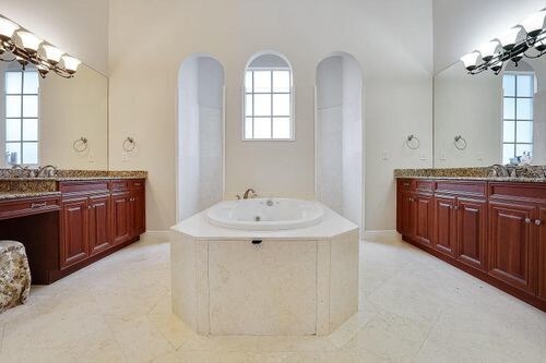 Building Photo - 6777 Cobia Cir