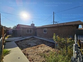 Building Photo - 2348 S K St
