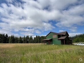 Building Photo - 8210 SW Broadmead Rd