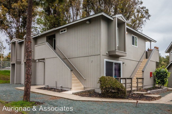 Building Photo - 1290 Murray Ave